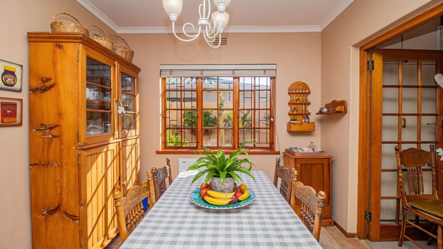 4 Bedroom Property for Sale in Table View Western Cape